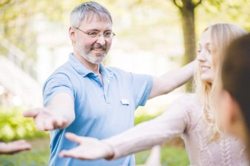 Dissoziative Störungen: Ursachen, Symptome und Behandlung 3 Individuell angepasste körperbezogene Therapie