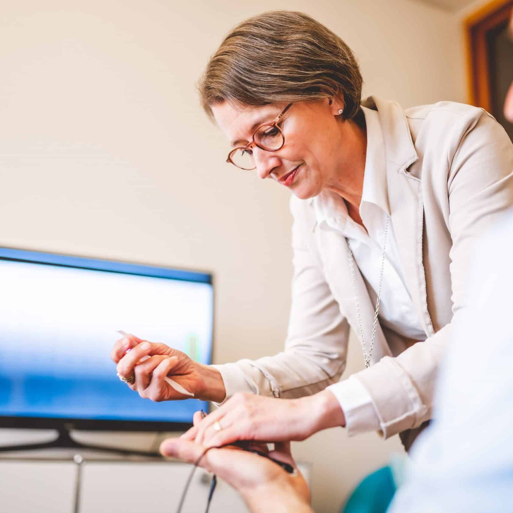 biofeedback-zur-schmerzregulation-1707×1707