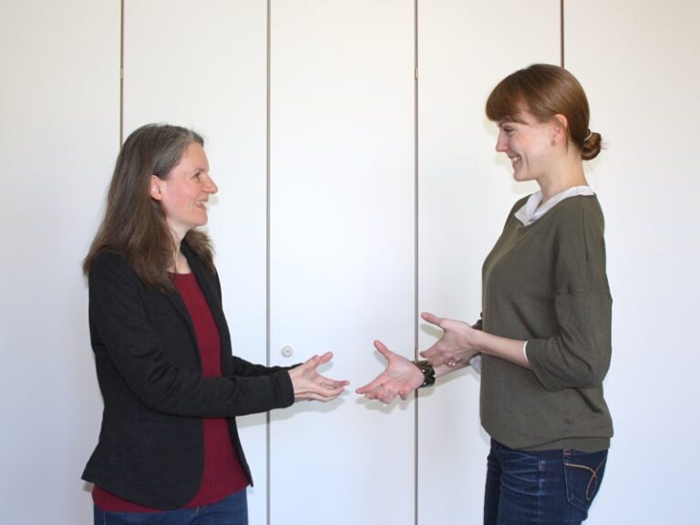 dramatherapie-betagenese-klinik-emotionen-spielen-freude